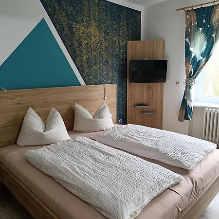 Hotell Zur Edlen Krone *