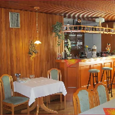 Hotell Zur Edlen Krone Neuhausen (Saxony)