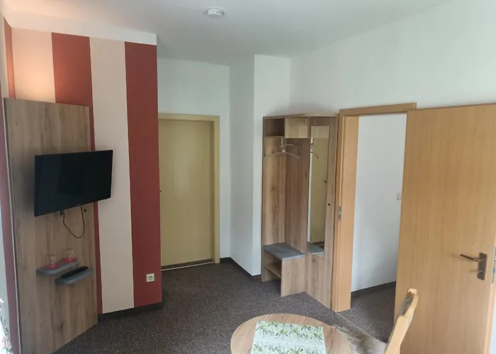 Zur Edlen Krone Neuhausen (Saxony)